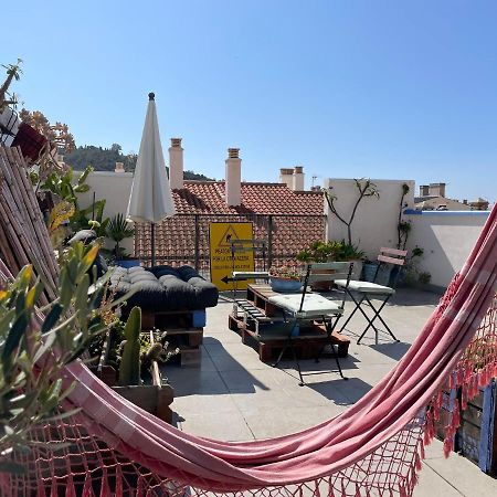 Charming Home With Private Terrace,Heart Of Малага Экстерьер фото
