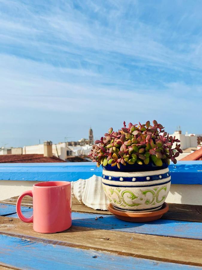 Charming Home With Private Terrace,Heart Of Малага Экстерьер фото